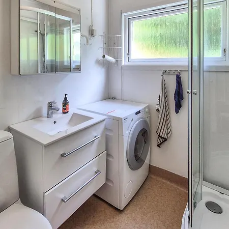 Lovely In Masfjordnes With Wifi