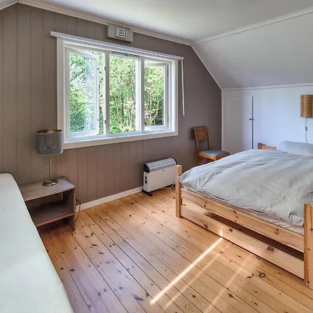 Lovely In Masfjordnes With Wifi