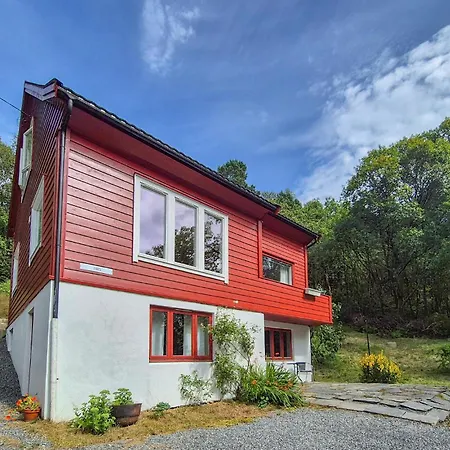 Lovely In Masfjordnes With Wifi